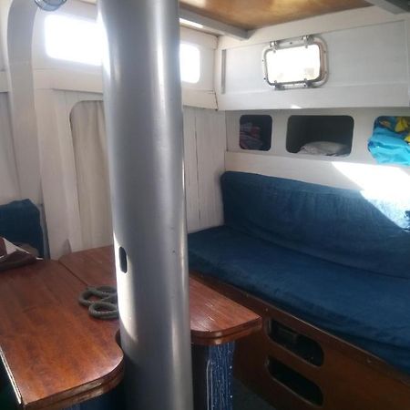 סן טרופז Bateau En Ville מראה חיצוני תמונה