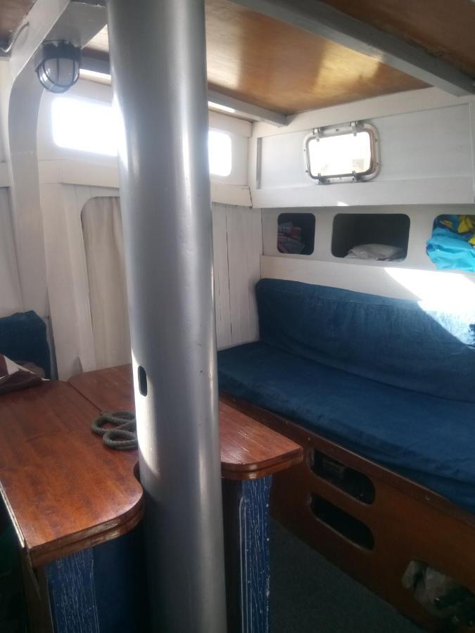 סן טרופז Bateau En Ville מראה חיצוני תמונה